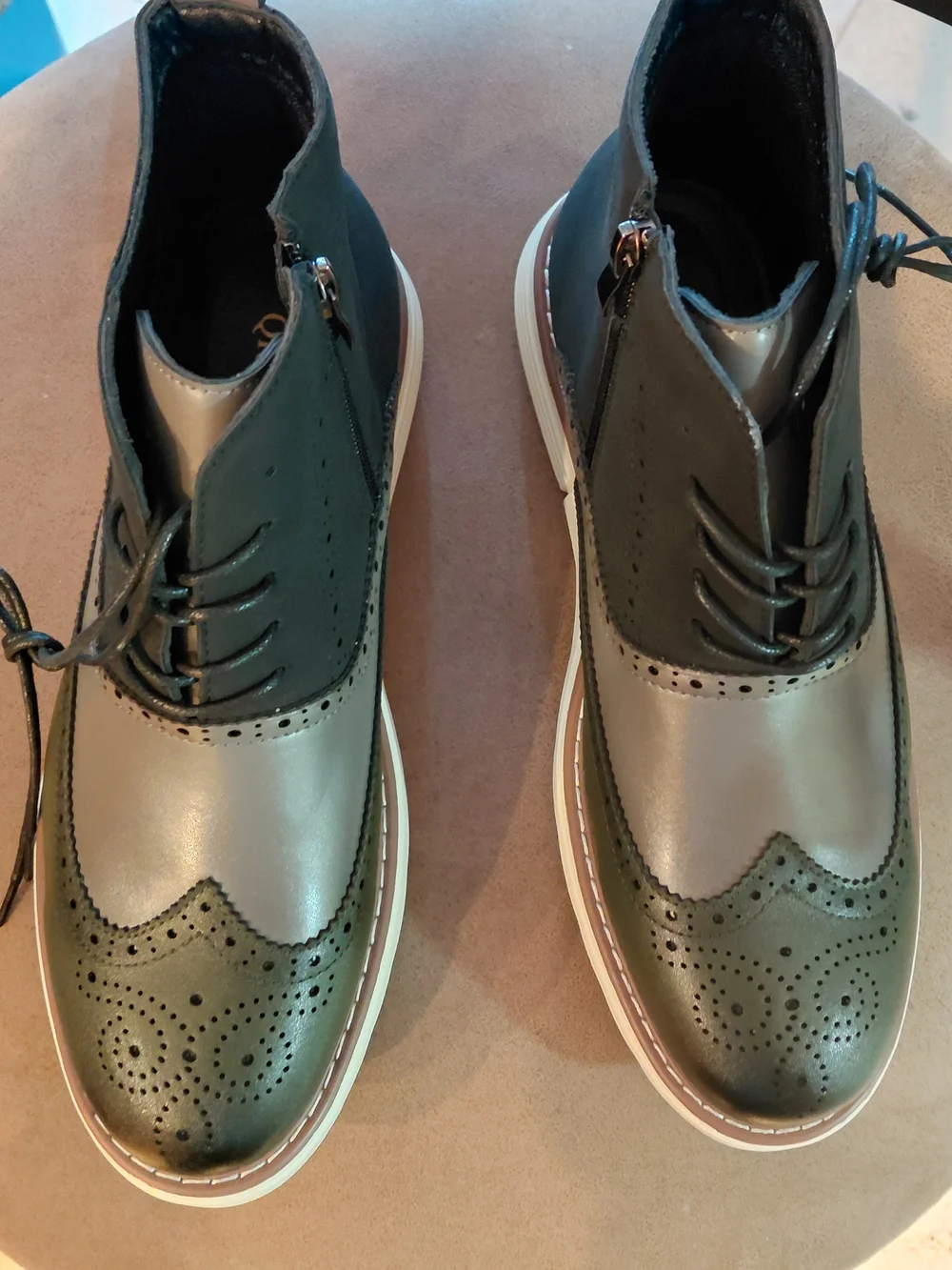 Men's Two-Tone Wingtip Casual Boots - Gray, Olive, Black